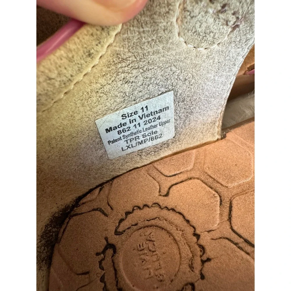 Livie and Luca‎ pink mary Jane's size 11